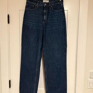 Abercrombie & Fitch High Rise Loose Jeans
